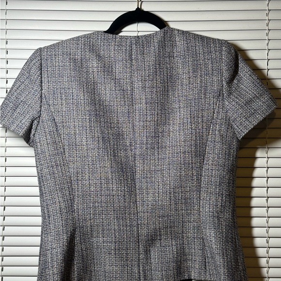 Tahari Gray Tweed Short Sleeve Blazer Size 4 Women's Business Casual - Picture 4 of 4